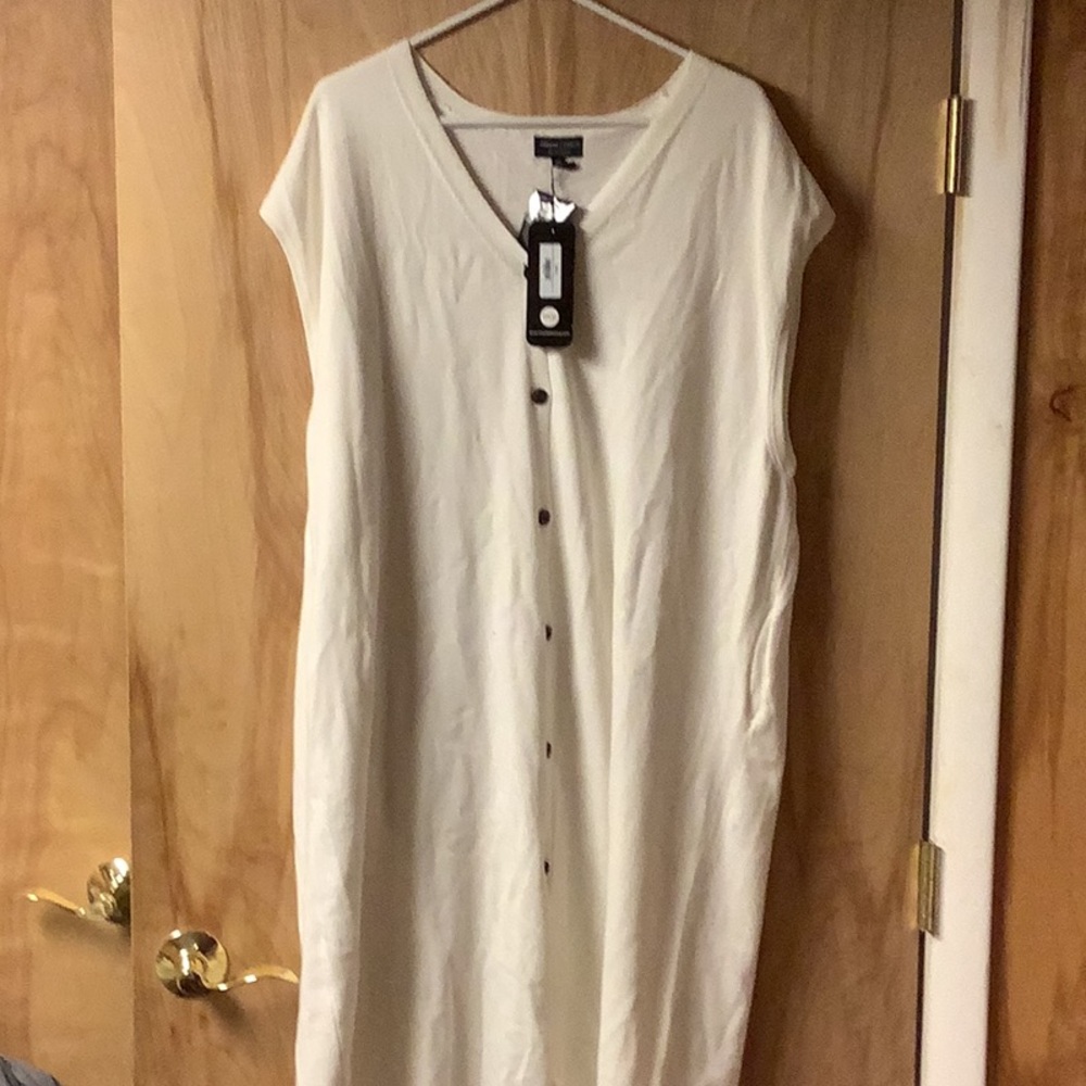 White Sheath Midi Dress with V-Neck and Cap Sleeves